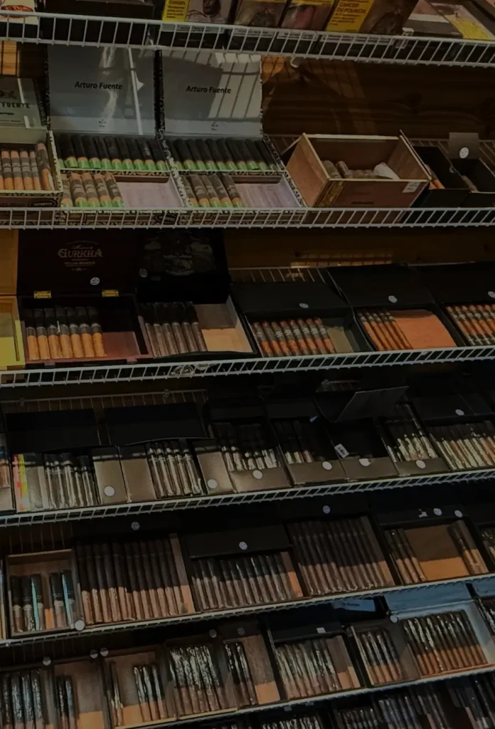 Innisfail Cigar Showcase