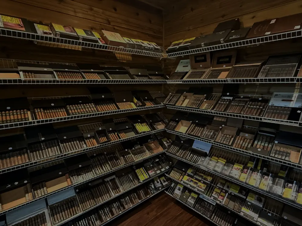 Innisfail Tobacconist La Havana Humidor